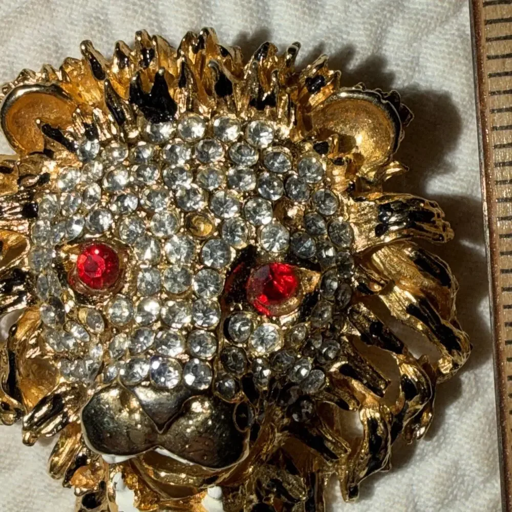 Vintage Gold Black Rhinestone Lion Head Brooch‎ Pin